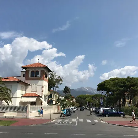 Allende In Dei Marmi Holiday home *